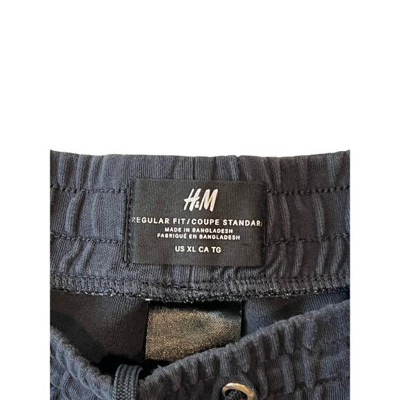 H&M Black Sweat Shorts Mens XL - Picture 3 of 3